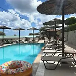 Southern Dreams Apartments